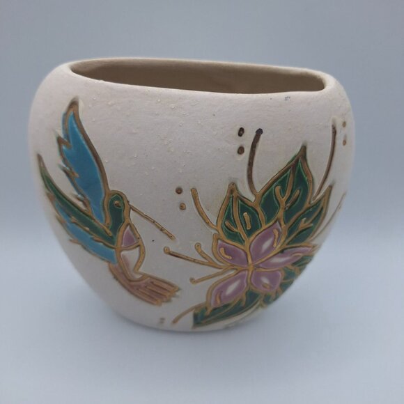 Hummingbird Pottery Vase Small Flower Gold Glaze Signed Art Hummer USA Nix Fly - Picture 3 of 7
